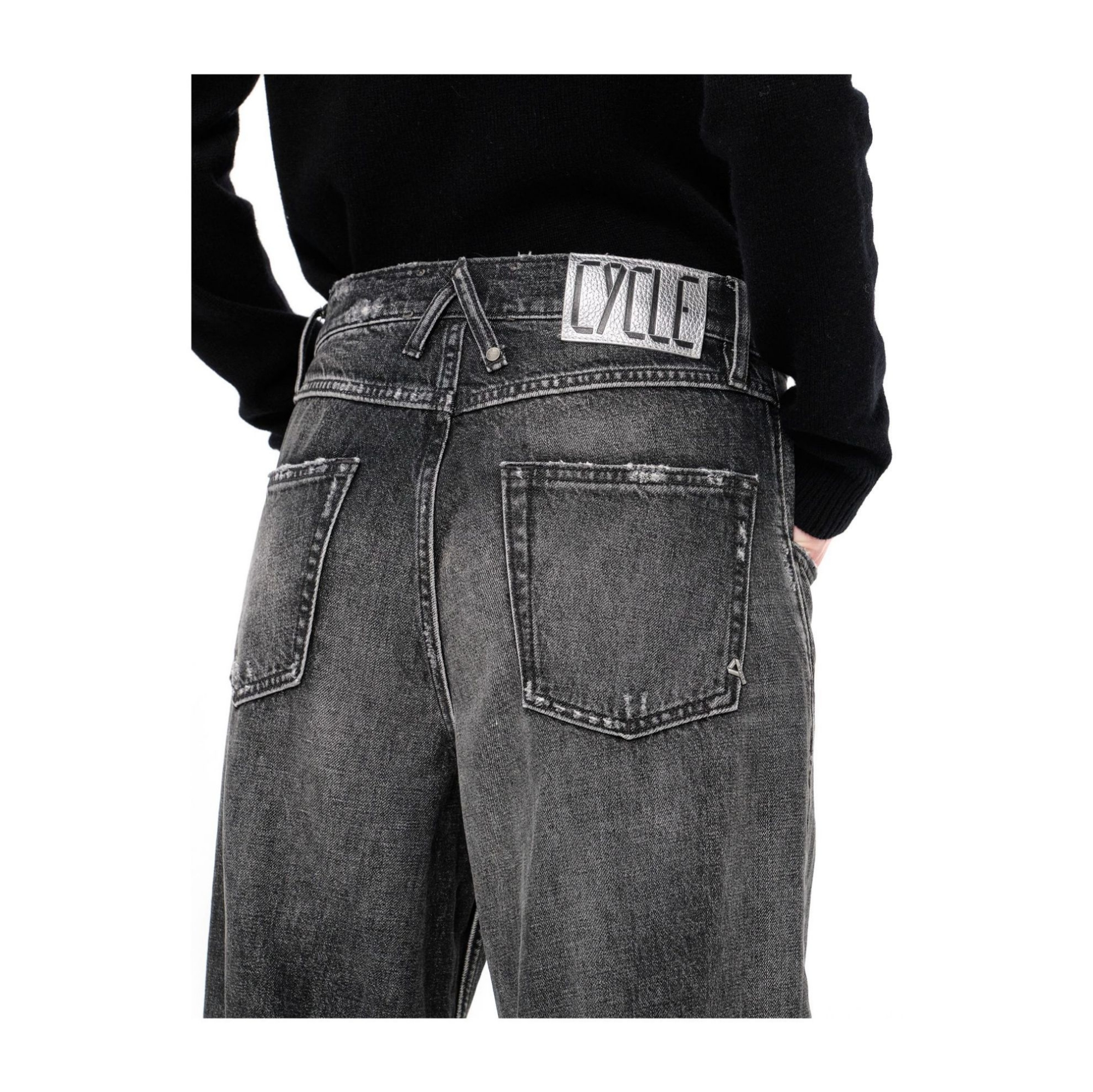 Fitted Low Waist